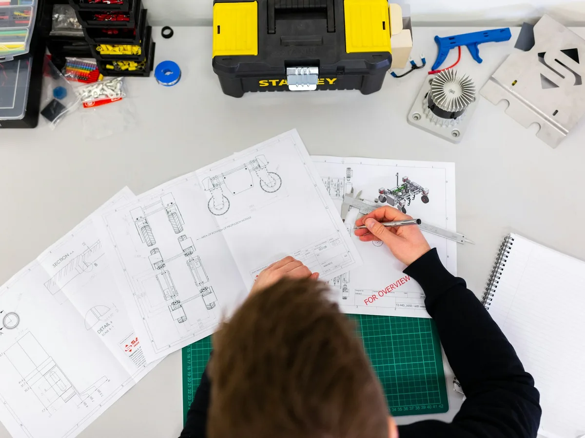 A technician on site with SFL Maintenance